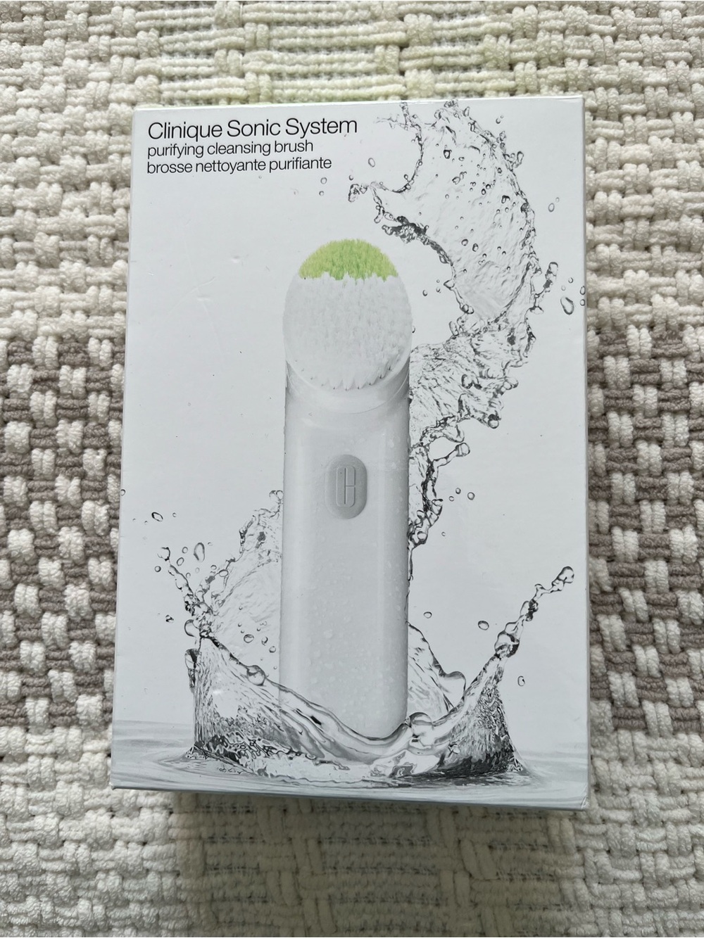 Clinique Sonic System Purifying Cleansing Brush - White with Light Green Accent